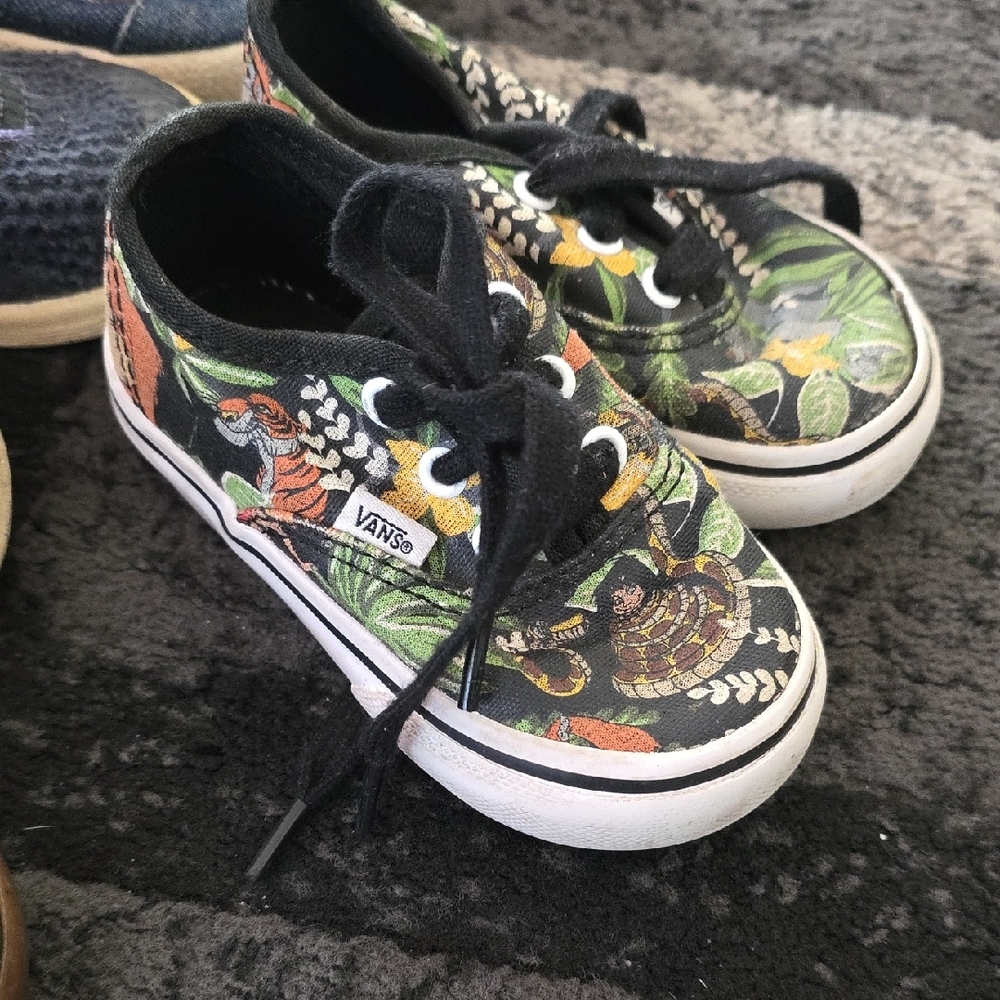 Kids' Multi-Color Shoe Collection - Picture 2 of 7